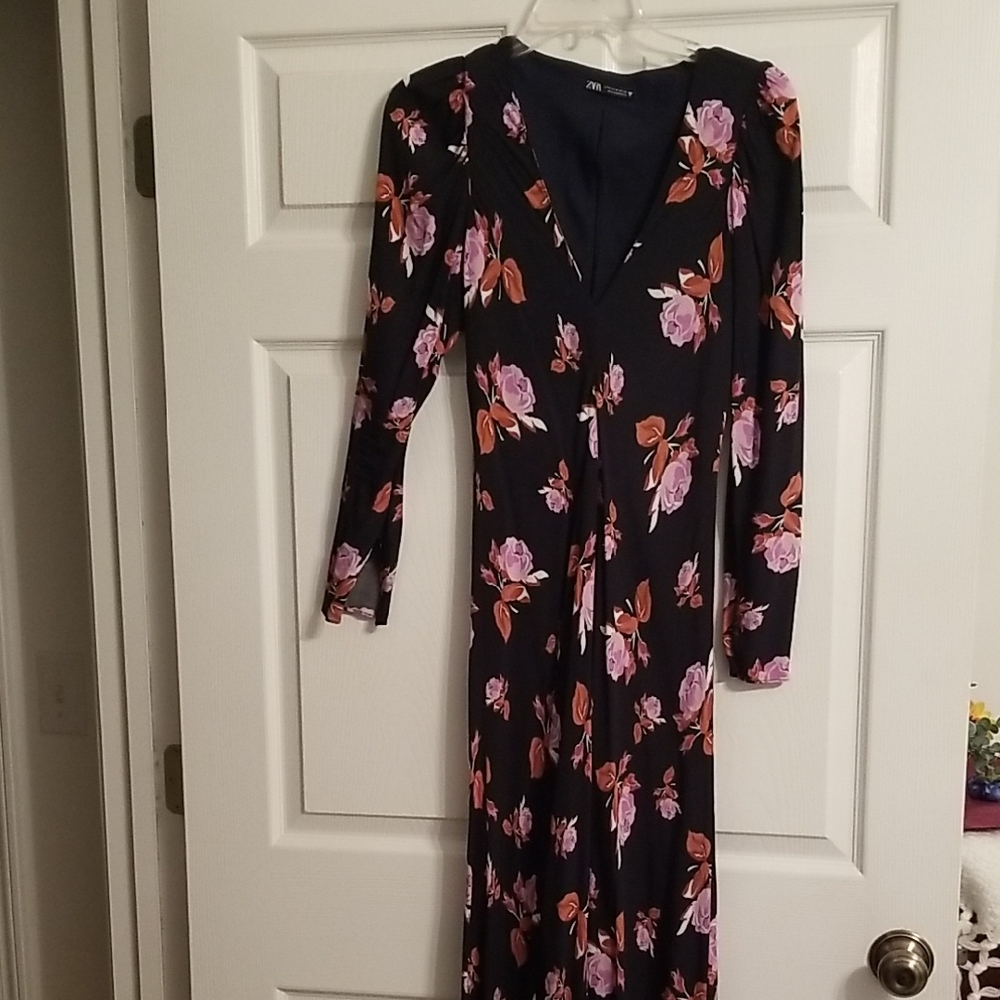 Zara Black Floral Long Sleeve Dress,size M